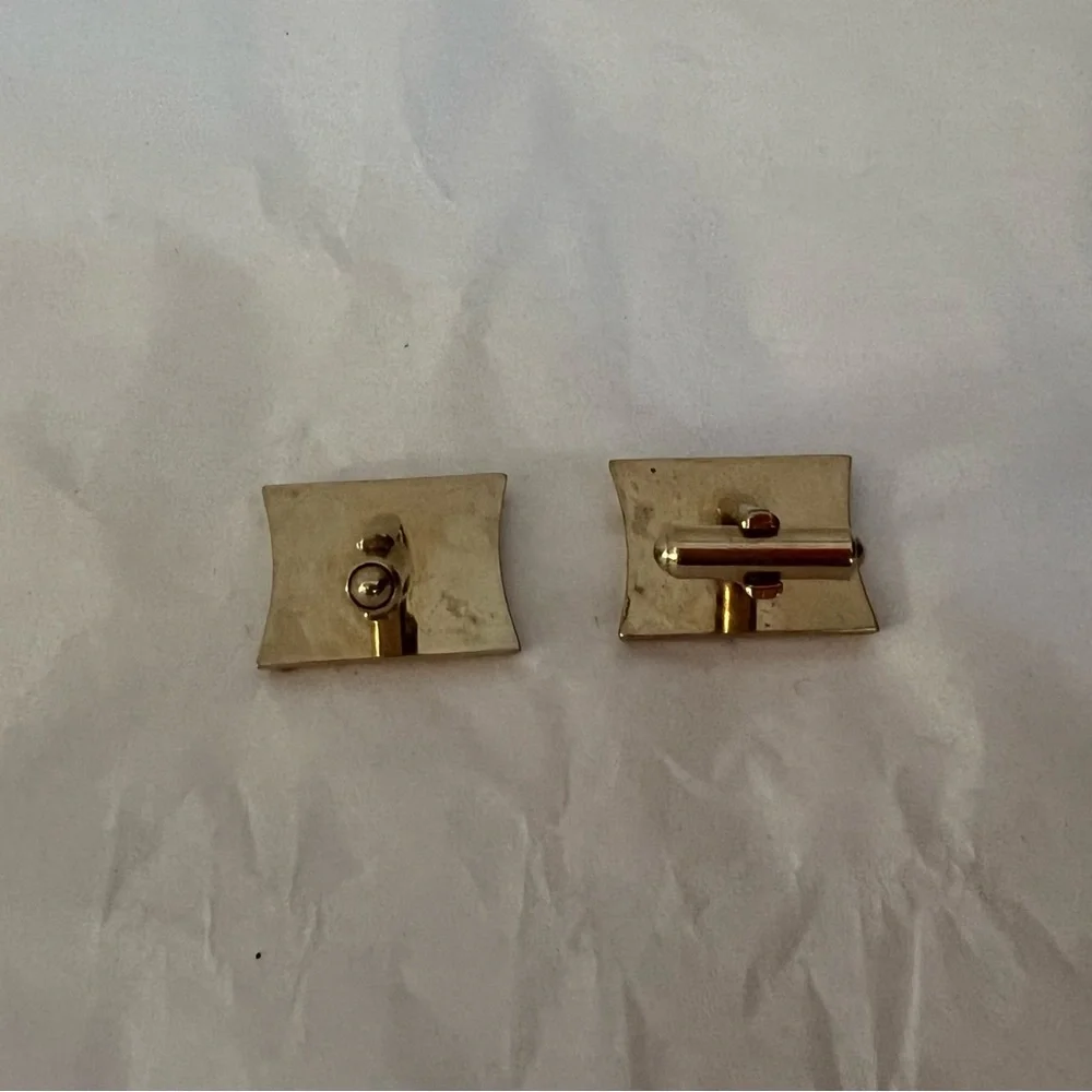 Vintage Hickok USA Gold Tone “B” Initial Cufflinks Rectangular Mid Century
